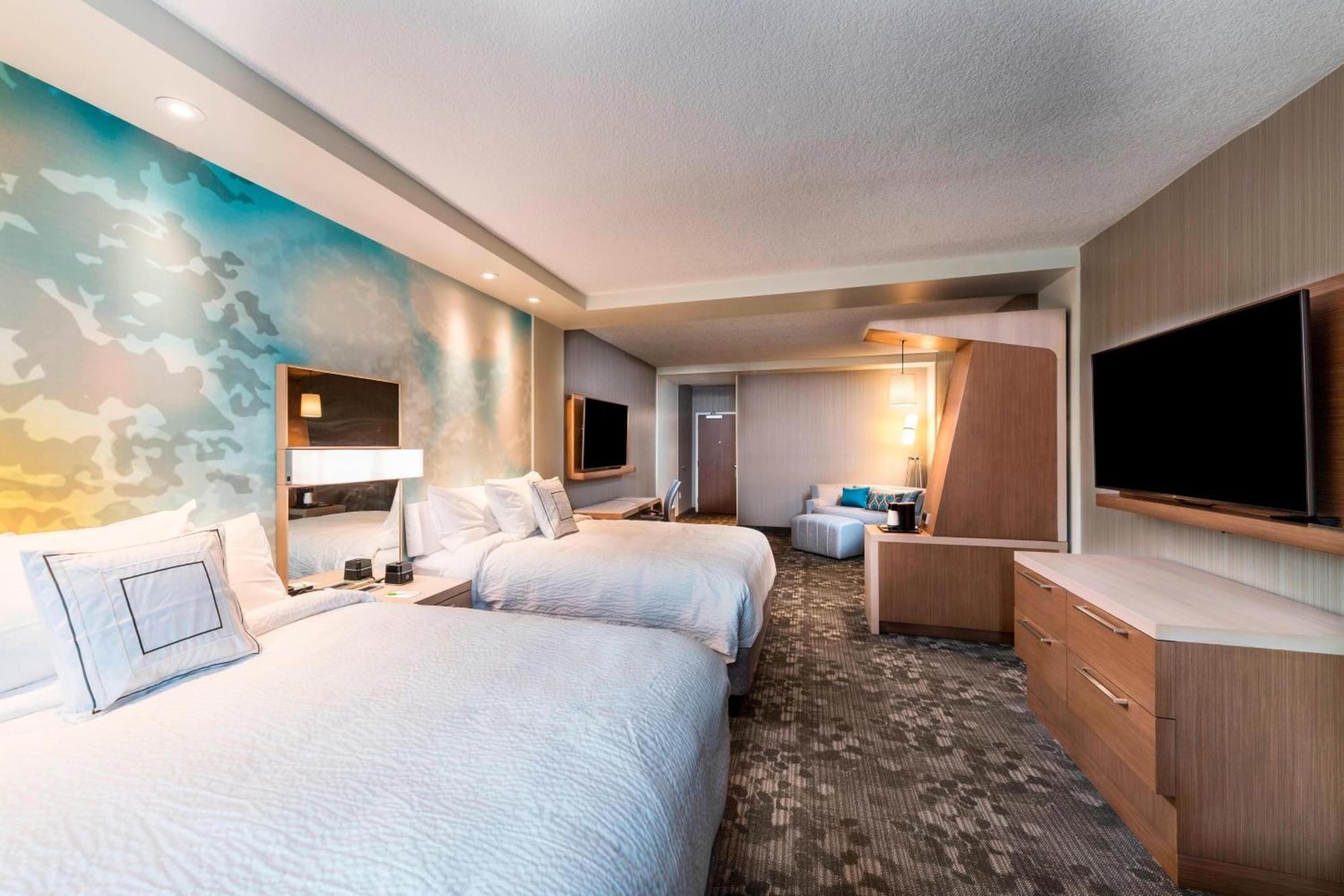 Готель Courtyard By Marriott Tampa Northwest/Veterans Expressway West Chase Екстер'єр фото